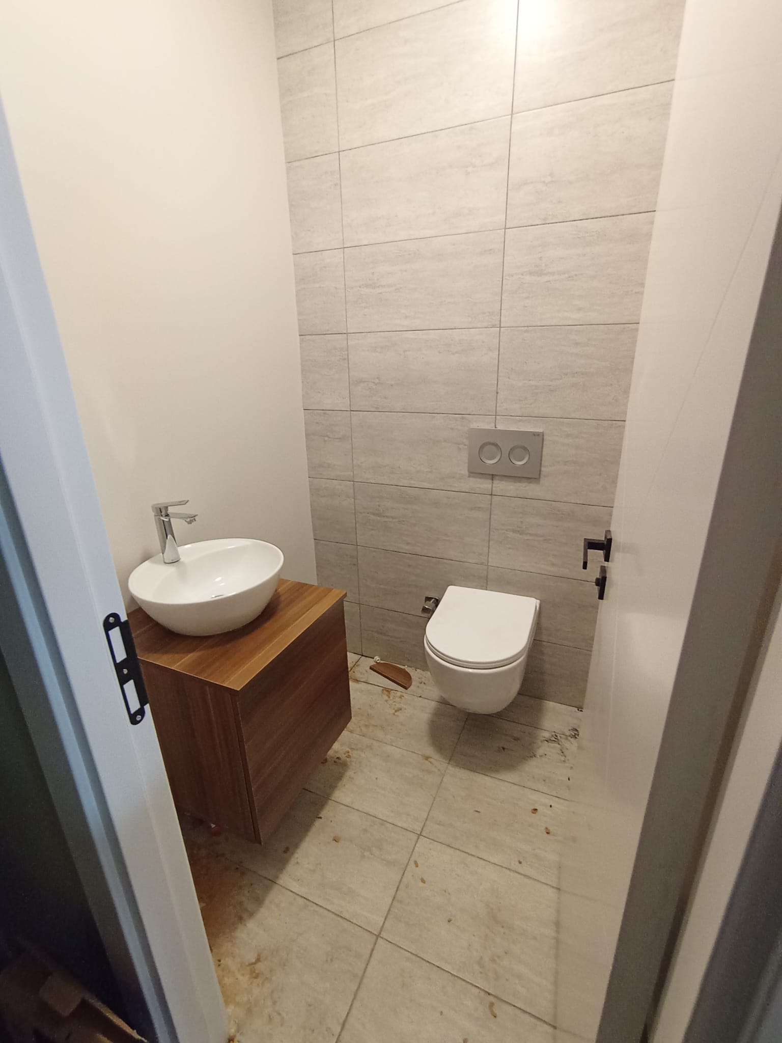 Gömme Rezervuar Ve Lavabo Montajı